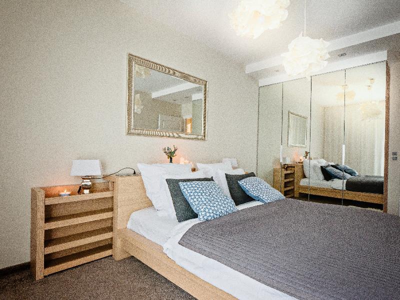 Apartamenty Design Centrum-Garbary Street Познань Екстер'єр фото