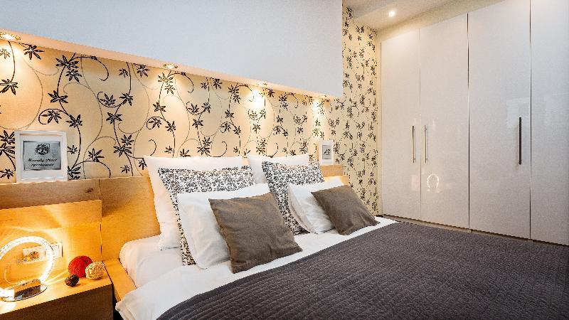 Apartamenty Design Centrum-Garbary Street Познань Екстер'єр фото